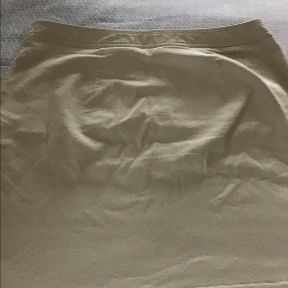 Fabulous  Talbot’s Khaki Skirt - Picture 6 of 6